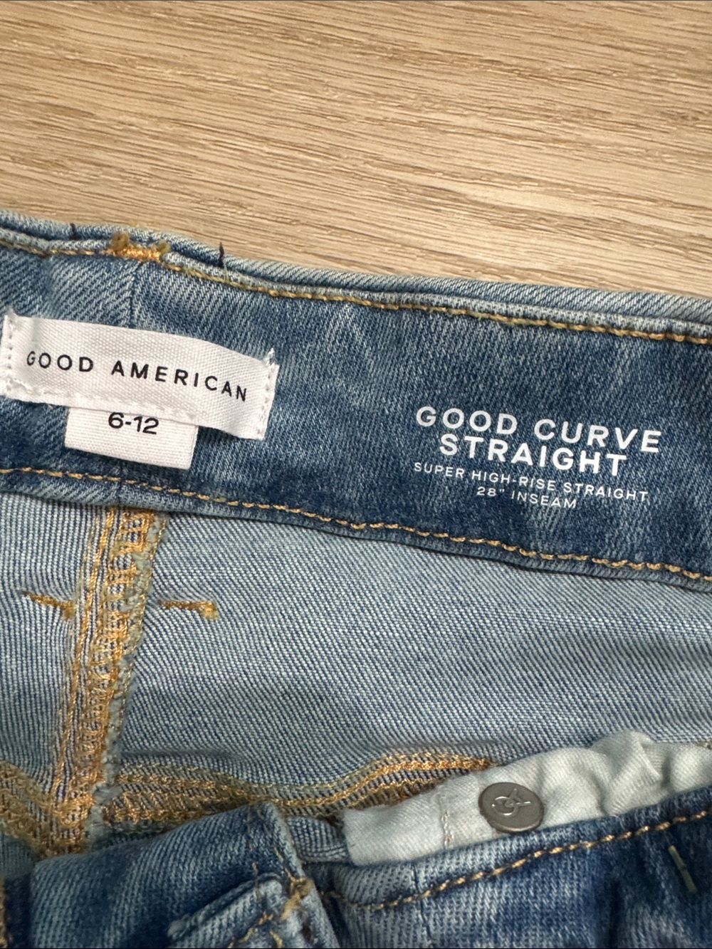 Good American Always Fits Good Curve Straight - Picture 4 of 8
